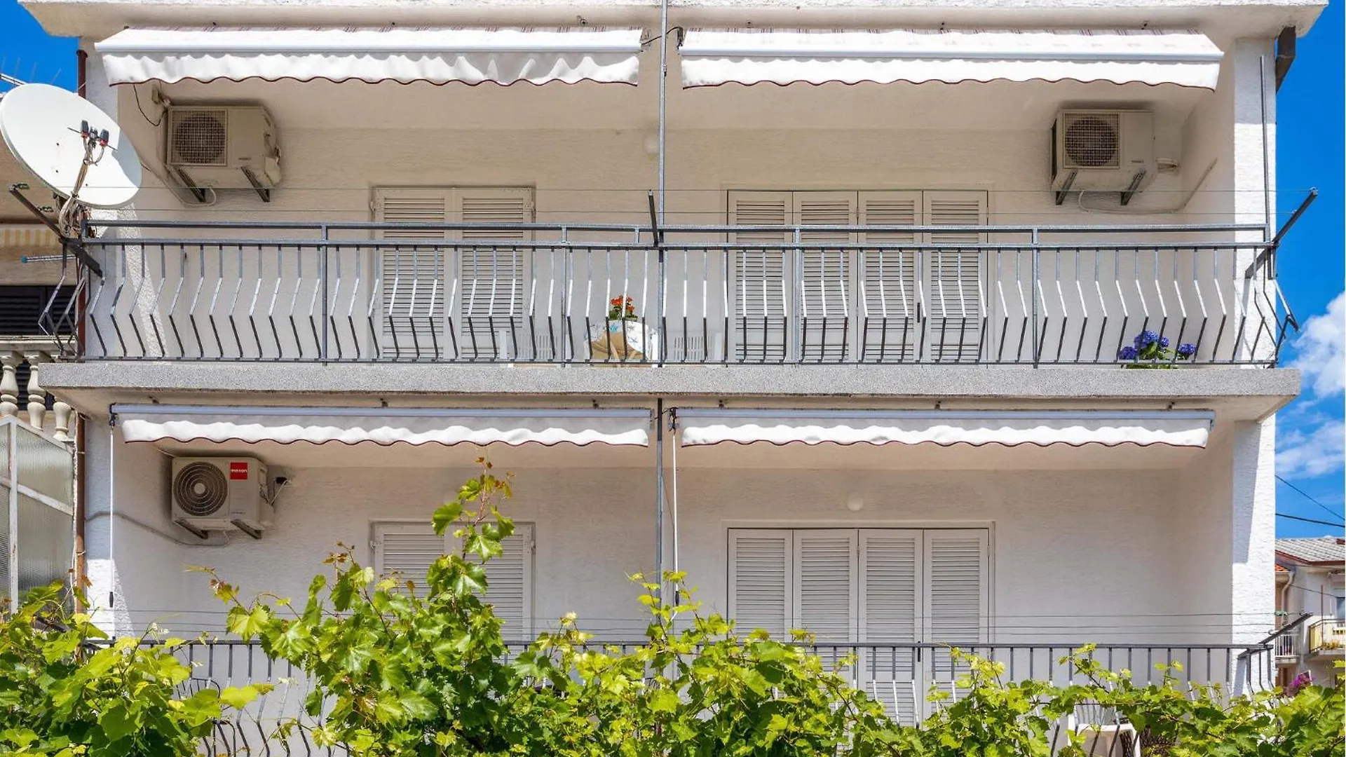 Stunning Apartment In Crikvenica With Wifi 0*,